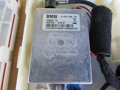 BMW USB Hub Unit Module Antenna Input 84109123739 5, 6, 7 Series2